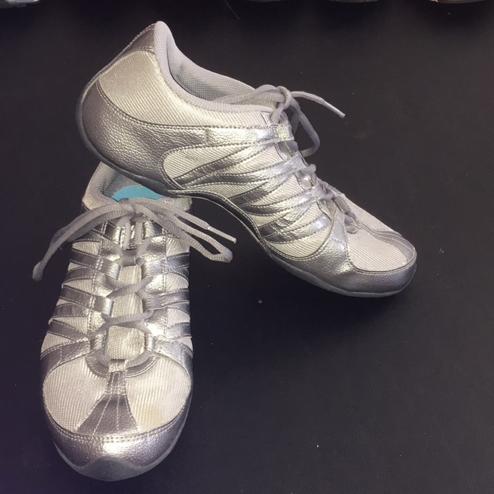 Nike Shimmer Silver Sneakers